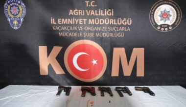 Ağrı’da 5 adet ruhsatsız silah ele geçirildi