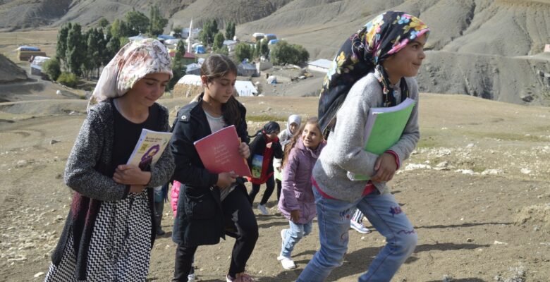 Başkan Sayan, öğrencilerin çağrısına kayıtsız kalmadı