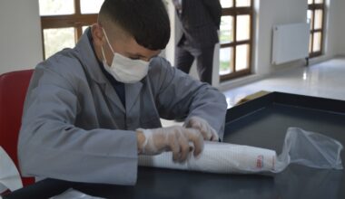 Üretim yaparak engelleri aşıyorlar