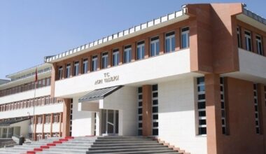 Ağrı’da kamu binaları ve bankalara HES kodu zorunluluğu getirildi