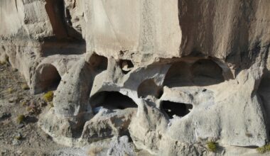 Meya Antik Kenti, çevresindeki peribacalarıyla keşfedilmeyi bekliyor