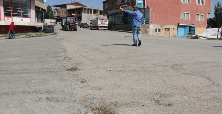 Diyadin’de Asfalt Yama Çalışmaları Sona Erdi