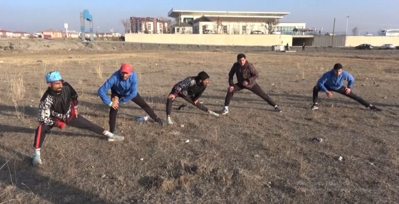 Ağrılı şampiyon sporcular yeni başarılar için hazırlıklarını sürdürüyor