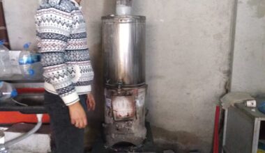 Kahveler kapatılınca vatandaş semaver çayına yöneldi