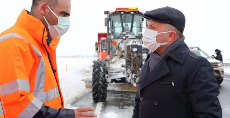 Vali Varol, Karla Mücadele Çalışmalarını Yerinde İnceledi