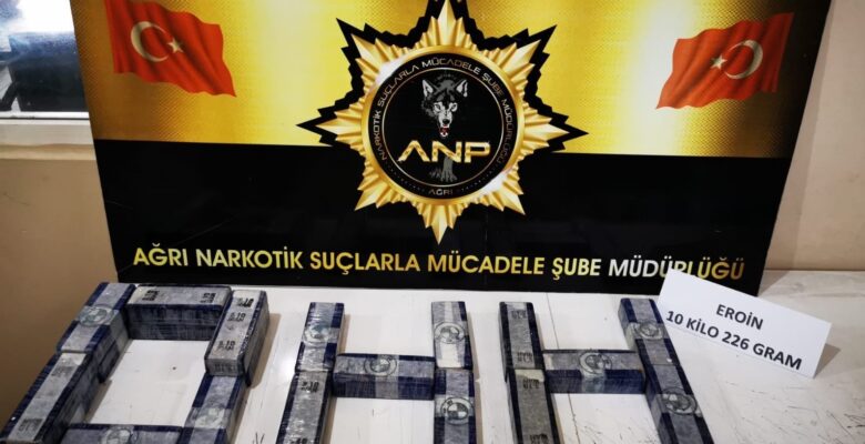 Ağrı’da peynir bidonuna gizlenmiş 10 kilo 226 gram eroin ele geçirildi