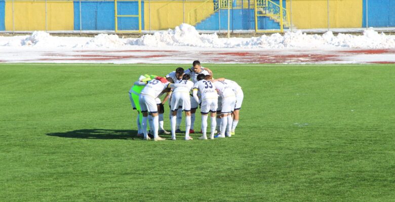 Ağrı Spor bir puanla yitindi