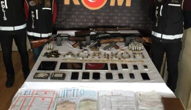 Ağrı’da tefecilere yönelik operasyonda gözaltına alınan 5 zanlı tutuklandı