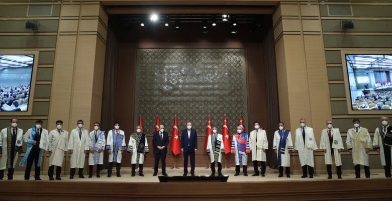 AİÇÜ Rektörü Karabulut YÖK Anadolu Projesi Tanıtım Toplantısına katıldı