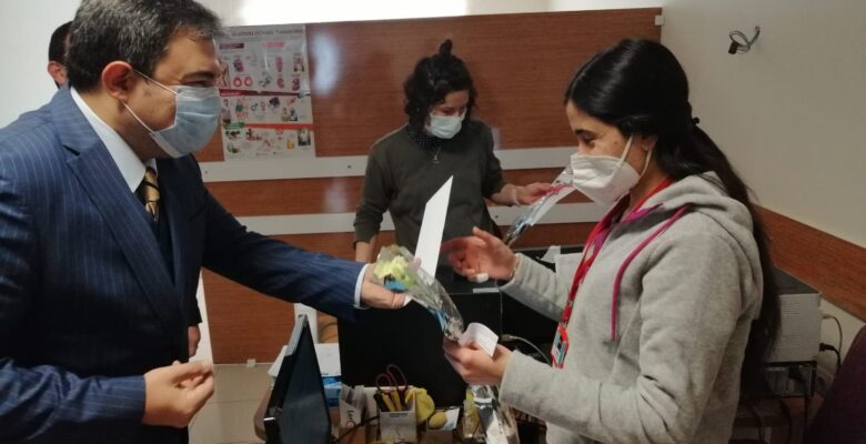 Diyadin Kaymakamı ve Belediye Başkan Vekili Balcı sağlık çalışanlarını unutmadı