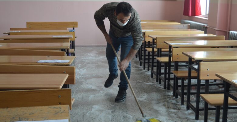 Ağrı’da köy okulları yüz yüze eğitime hazır