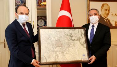 AİÇÜ Rektörü Prof. Dr. Karabulut, ETÜ heyetini misafir etti