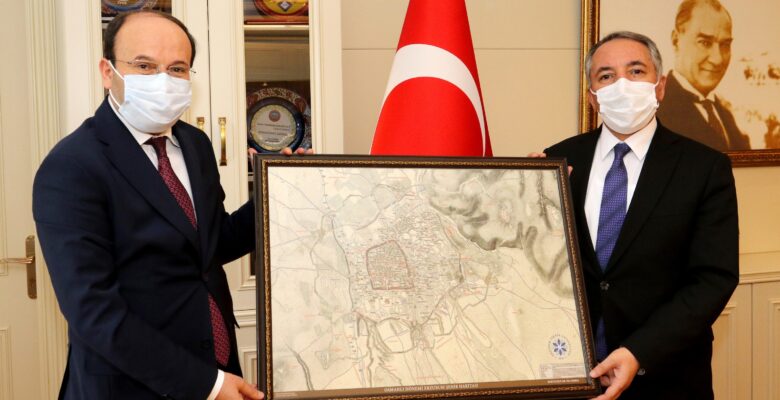 AİÇÜ Rektörü Prof. Dr. Karabulut, ETÜ heyetini misafir etti