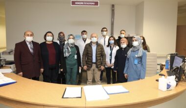 Vali Varol’dan sağlık çalışanlarına ziyaret