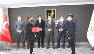 Ay-Yıldızlı Bayrak, Ağrı’dan Van’a uğurlandı