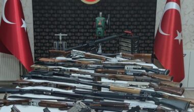 Ağrı’da silah kaçakçılarına operasyon; 16 gözaltı