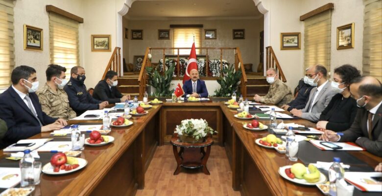 Doğubayazıt’ta Covid-19 Değerlendirme Toplantısı düzenlendi