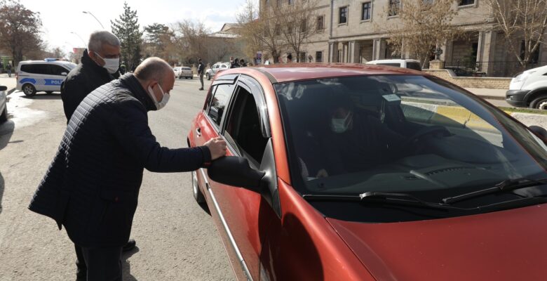 Vali Varol, korona virüs denetimlerine katıldı
