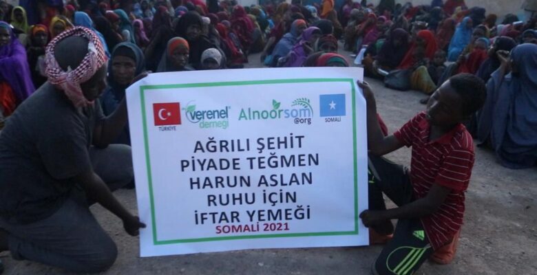 Ağrılı şehidin anısına Somali’de iftar yemeği verildi