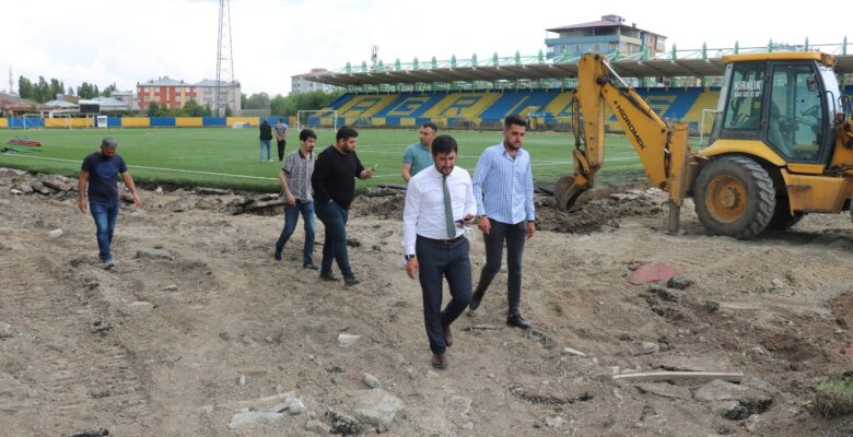 Ağrı Şehir Stadyumunun Tartan Pisti Yenileniyor