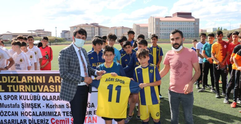 Ağrı GSİM’den Amatör Kulüplere Malzeme Desteği