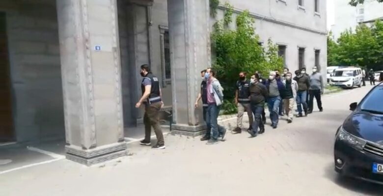 Ağrı merkezli 14 ilde FETÖ operasyonu; 3 kişi tutuklandı