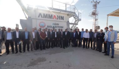 Bölgenin en büyük asfalt plenti Ağrı’da kurulmaya başlandı