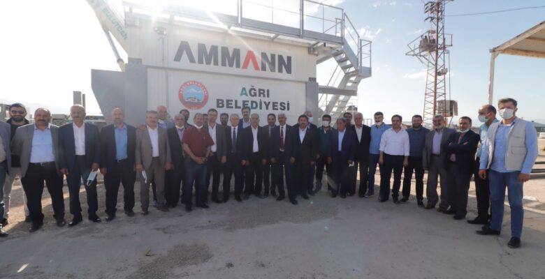 Bölgenin en büyük asfalt plenti Ağrı’da kurulmaya başlandı