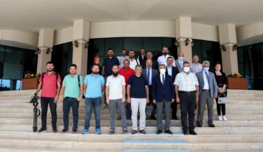 AİÇÜ Rektörü Karabulut basın mensuplarıyla bir araya geldi