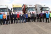 Afetzedeler için Ağrı’dan 4 tır gıda ve ihtiyaç malzemesi yola çıktı