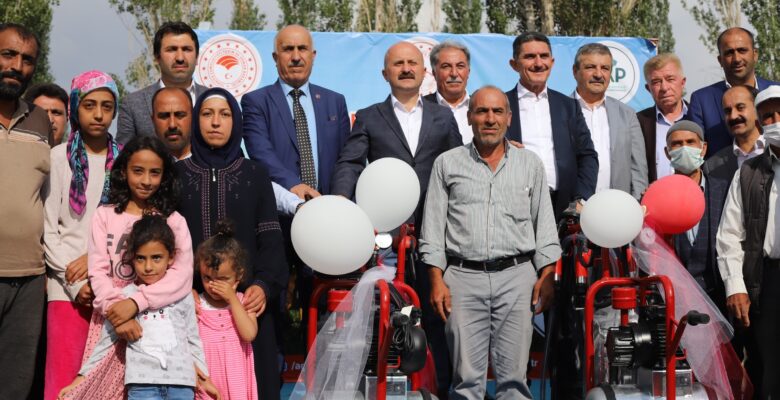Ağrı’da, Süt Sağım Ünitesi Dağıtım Programında yatırım müjdeleri verildi