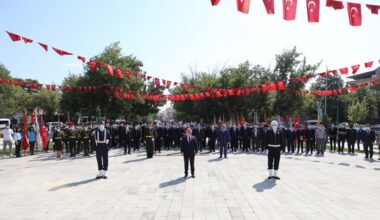 Ağrı’da 30 Ağustos Zafer Bayramı kutlandı