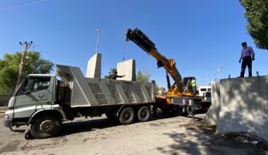 Diyadin’de güvenlik duvarları kaldırıldı