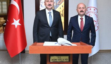 Karaismailoğlu: “Ağrı genelindeki bölünmüş yol uzunluğunu 17 kilometreden aldık, 24 kat artırarak 386 kilometreye çıkardık”