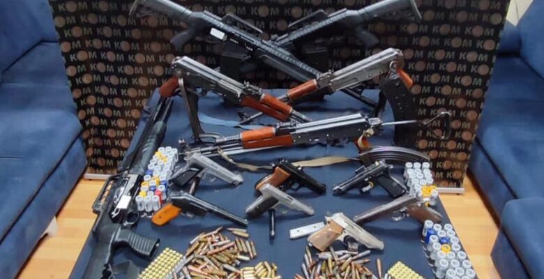 Ağrı’da silah kaçakçılarına operasyon