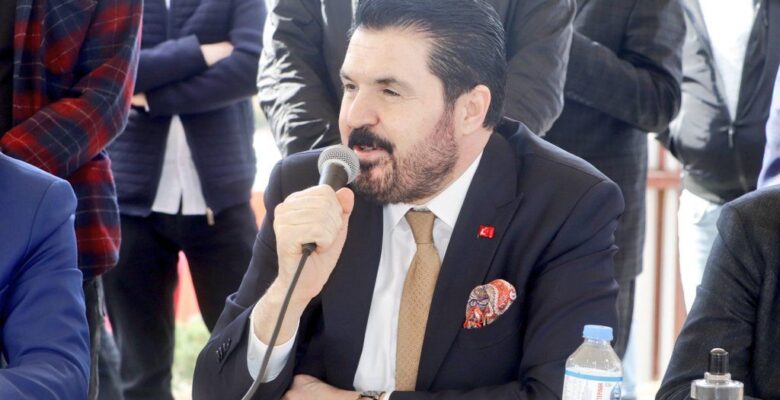 Başkan Sayan: “Yatırımlarla birlikte çocuklarımız dağa değil okula gidecek”