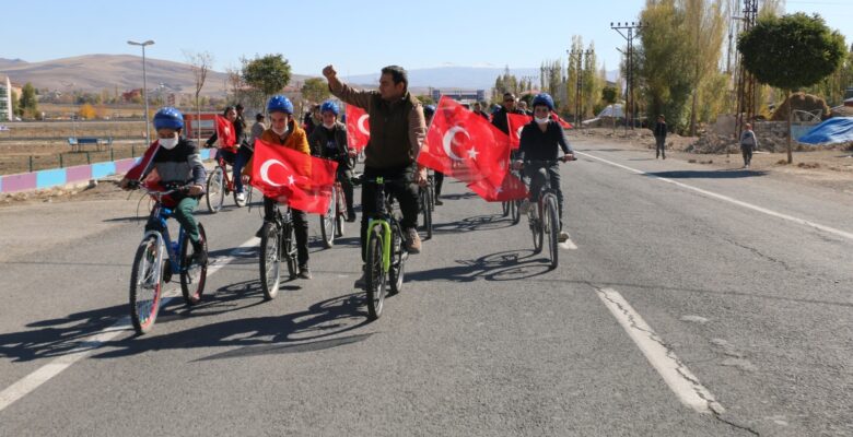 Diyadin’de bisiklet turu düzenlendi