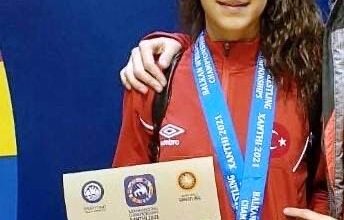 Ağrılı Güreşçi Birgül Şimşek Balkan Şampiyonu oldu