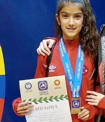 Ağrılı Güreşçi Birgül Şimşek Balkan Şampiyonu oldu
