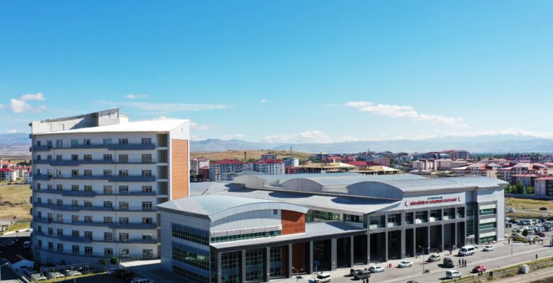 AİÇÜ Eğitim ve Araştırma Hastanesi’nde İlk Bypass Ameliyatı Başarı ile Gerçekleştirildi