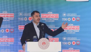 Bakan Kurum: “Ağrı’nın minik ellerini teröre, teröristlere, hainlere teslim etmiyoruz”