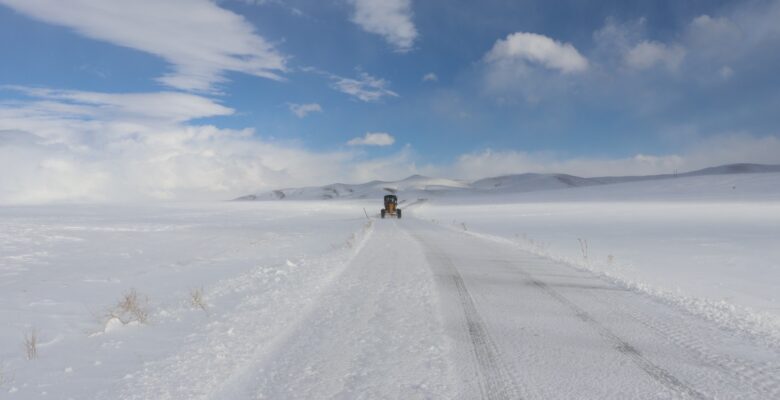 Ağrı’da 237 köy yolu ulaşıma kapandı
