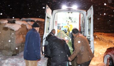 Ağrı’da ekipler, 92 yaşındaki hasta için seferber oldu