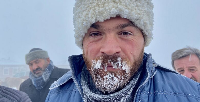 Ağrı eksi 27 ile zirvede