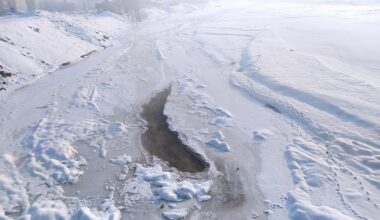 Ağrı’da soğuk hava, hayatı durma noktasına getirdi