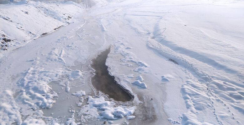 Ağrı’da soğuk hava, hayatı durma noktasına getirdi