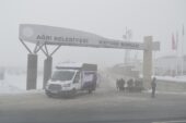 Ağrı’da soğuk hava ve sis etkili oluyor