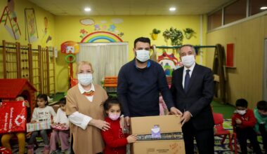 Rektör Karabulut, Anaokulu Öğrencileriyle Bir Araya Geldi