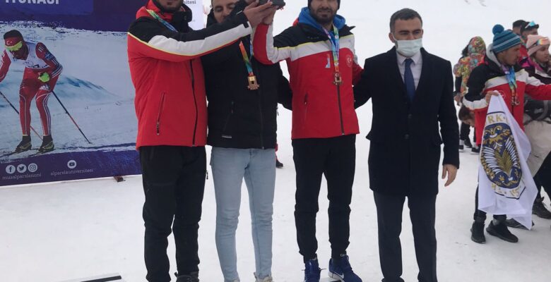 AİÇÜ’lü kayakçılar Türkiye 3’üncüsü oldu