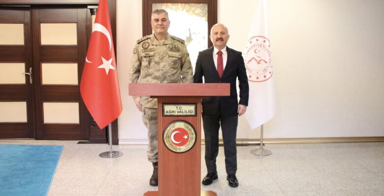 Jandarma Genel Komutan Yardımcısı Orgeneral Ali Çardakcı‘dan, Vali Varol’a Ziyaret